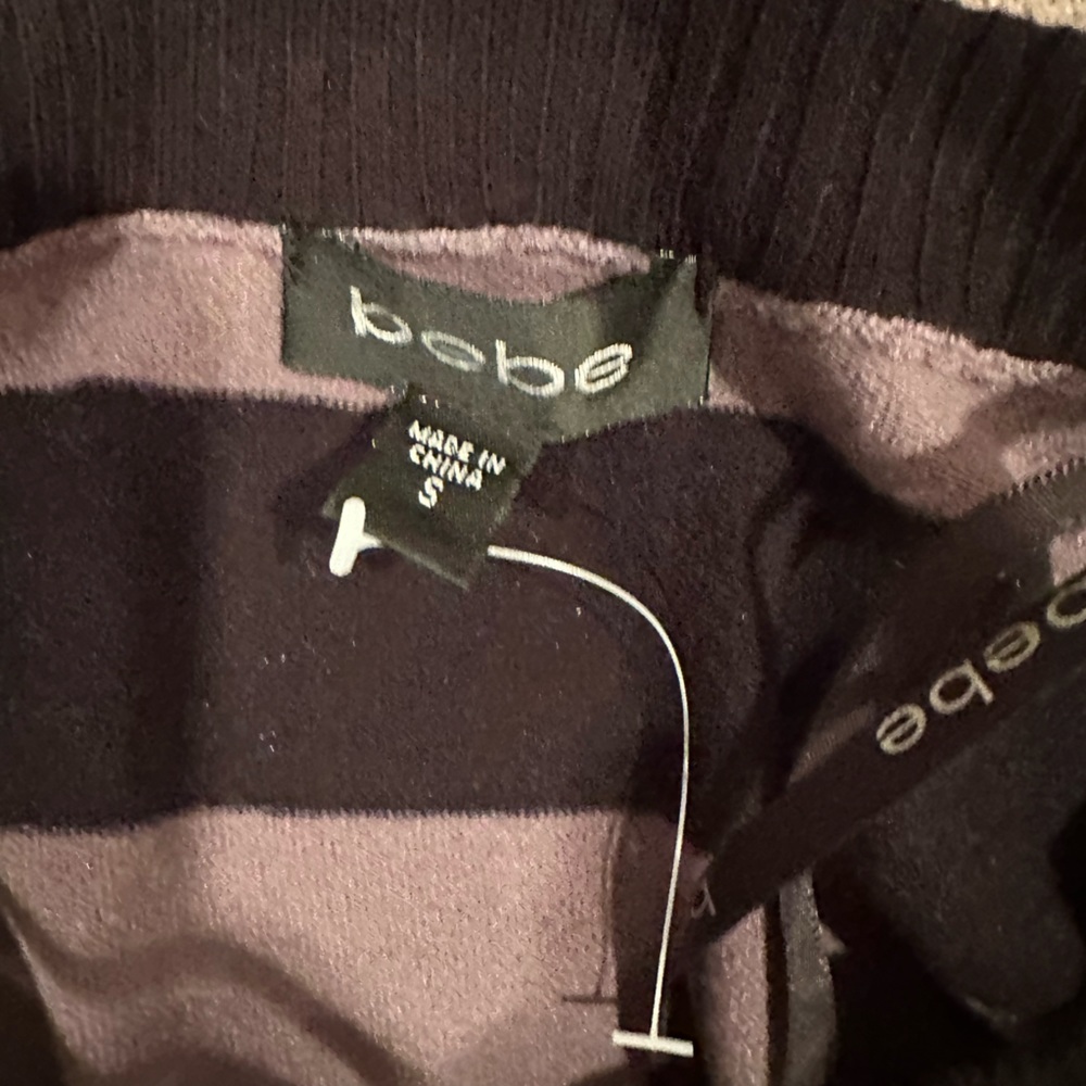 Bebe - Picture 3 of 5